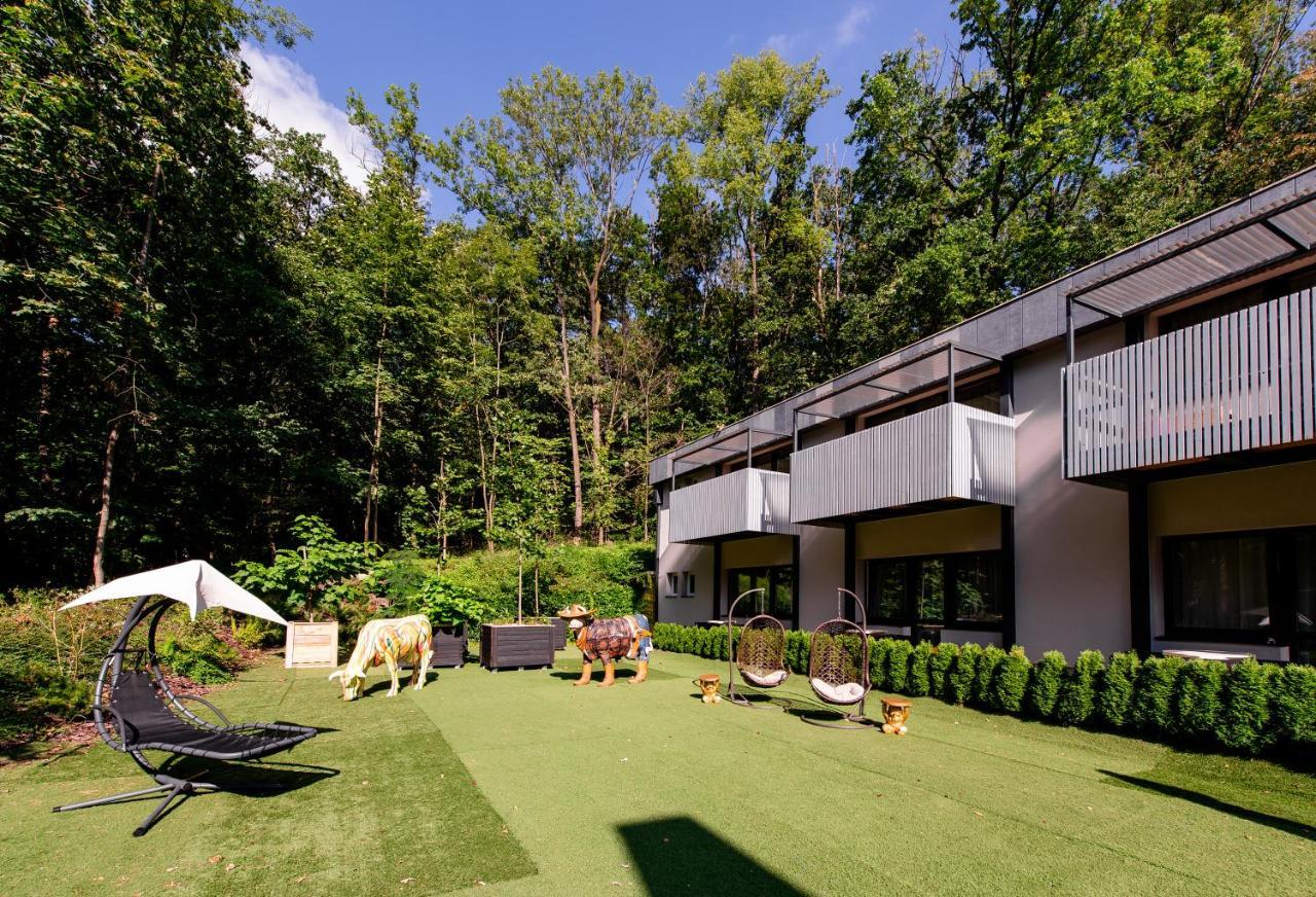 Hotel Veverica Trenčín Exteriör bild